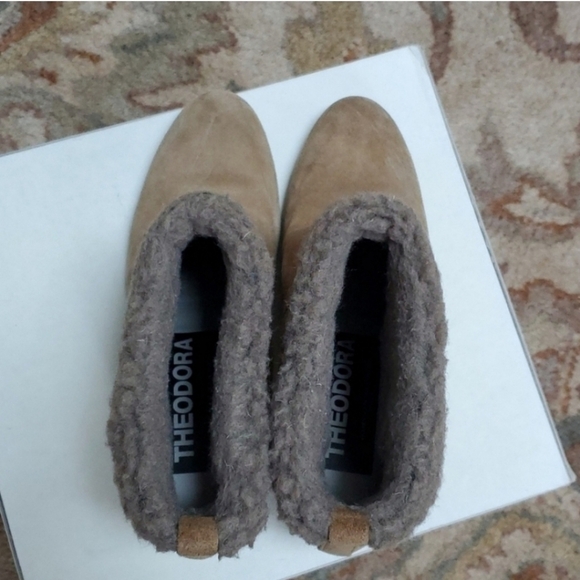 Golden Goose Theodora Alaska booties - Picture 5 of 16
